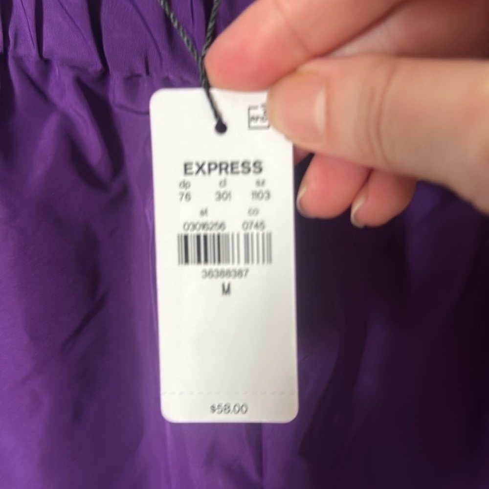 NWT EXPRESS Women's Deep Purple Shorts medium - Picture 6 of 7